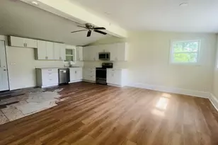 244 Woodland Ave, Jackson, MI 49203 - Photo 7