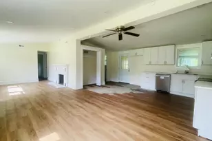 244 Woodland Ave, Jackson, MI 49203 - Photo 9