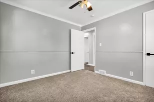 11577 Somerset Ave, Detroit, MI 48224 - Photo 13