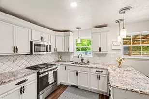 140 Viking Ct, Battle Creek, MI 49017 - Photo 5