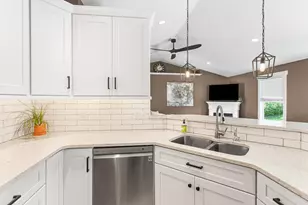 9625 Scotsmoor Dr, Caledonia, MI 49316 - Photo 9