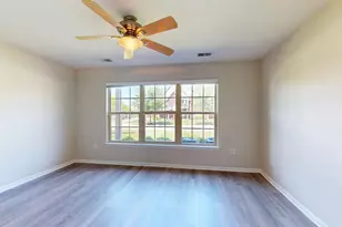 1376 Addington Ln, Ann Arbor, MI 48108 - Photo 13
