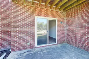 1376 Addington Ln, Ann Arbor, MI 48108 - Photo 11