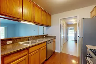 1376 Addington Ln, Ann Arbor, MI 48108 - Photo 5