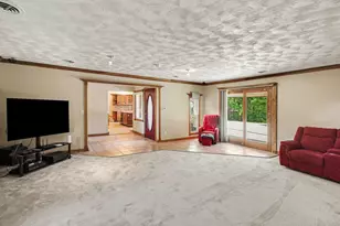 9425 Lamont St, Livonia, MI 48150 - Photo 9