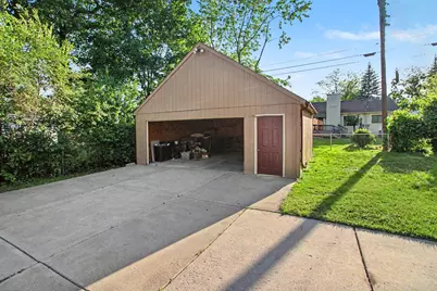 9425 Lamont Street, Livonia, MI 48150 - Photo 25