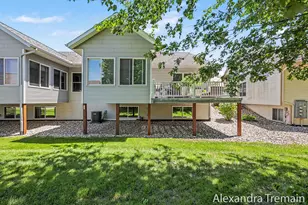 1071 Kensington St NW, Grand Rapids, MI 49534 - Photo 25