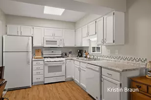 1075 Walnut Grove Dr, Muskegon, MI 49441 - Photo 3