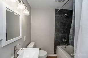 32 W Main Ave, Zeeland, MI 49464 - Photo 17