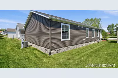 5230 E Sunfield Lane, Holland, MI 49423 - Photo 31