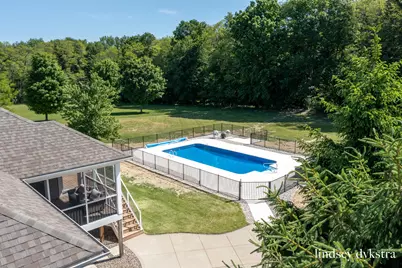 9644 Meadow Valley, Caledonia, MI 49316 - Photo 5