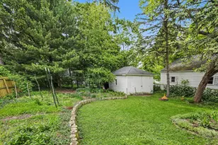 221 Nelson Ave, Kalamazoo, MI 49006 - Photo 21