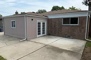 11809 McKinley Dr, Warren, MI 48089 - Photo 11