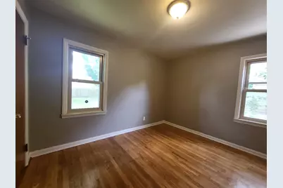 19677 Kingsville Street, Harper Woods, MI 48225 - Photo 7