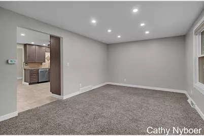 14870 Sharon Avenue, Grand Haven, MI 49417 - Photo 5