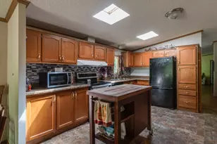77625 Michigan Ave, South Haven, MI 49090 - Photo 7