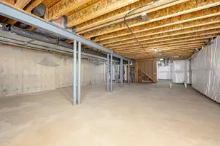 3000 N Spurway Dr, Ann Arbor, MI 48105 - Photo 43
