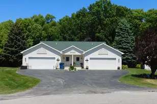 1774 Pine Ridge Dr, Manistee, MI 49660 - Photo 3