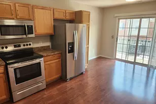 39475 Springwater Dr, Northville, MI 48168 - Photo 7