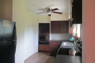 209 Spring St, Three Rivers, MI 49093 - Photo 5