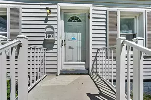 14000 Wales St, Oak Park, MI 48237 - Photo 5