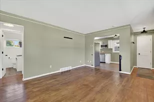 1294 Hawthorne Ave, Ypsilanti, MI 48198 - Photo 7