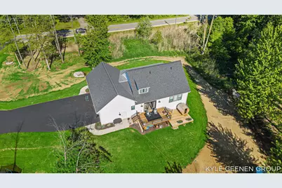 312 48th Avenue, Zeeland, MI 49464 - Photo 13