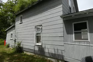 1084 Hurd Ave, Benton Harbor, MI 49022 - Photo 3