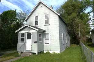 1084 Hurd Ave, Benton Harbor, MI 49022 - Photo 1