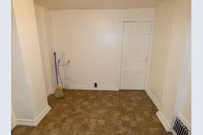 1084 Hurd Avenue, Benton Harbor, MI 49022 - Photo 7