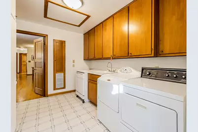 8790 Hendricks Drive, Brighton, MI 48116 - Photo 31
