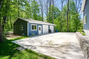 7092 Dagget Rd, Howard City, MI 49329 - Photo 21
