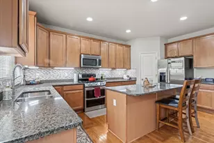 48941 Freestone Dr, Northville, MI 48168 - Photo 11