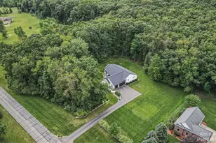 1970 Bridgets Way, Gregory, MI 48137 - Photo 41