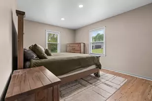 529 East St, Jonesville, MI 49250 - Photo 35