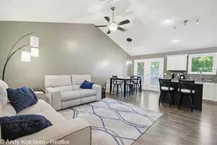 404 3rd Ave, Holland, MI 49424 - Photo 3
