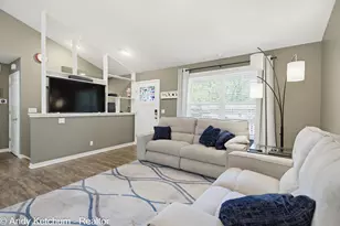 404 3rd Ave, Holland, MI 49424 - Photo 5