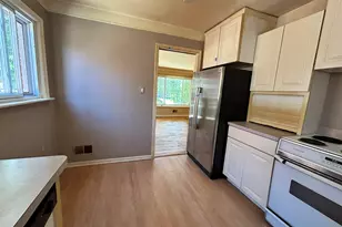 15464 Cameron St, Southgate, MI 48195 - Photo 5