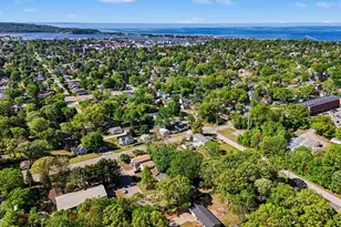 811 N Lavinia St, Ludington, MI 49431 - Photo 7