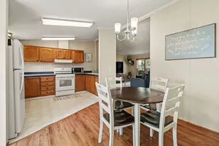 811 N Lavinia St, Ludington, MI 49431 - Photo 17