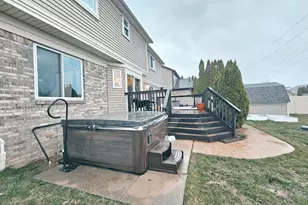 24279 Emily Dr, Trenton, MI 48183 - Photo 23