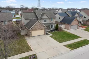 24279 Emily Dr, Trenton, MI 48183 - Photo 3