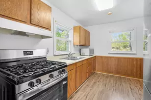 99 Eldredge St, Battle Creek, MI 49037 - Photo 5
