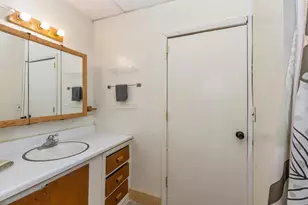 124 Woodward Ave, Big Rapids, MI 49307 - Photo 11