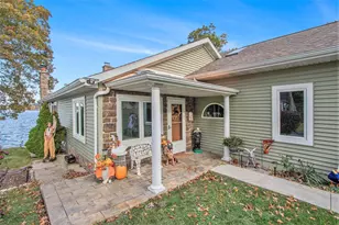 33766 Forest Beach Dr, Eau Claire, MI 49111 - Photo 3