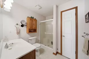 2002 Stillwater Dr, Tecumseh, MI 49286 - Photo 9