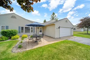 2002 Stillwater Dr, Tecumseh, MI 49286 - Photo 37