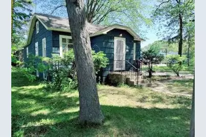360 W Hume Avenue, Muskegon Heights, MI 49444 - Photo 3