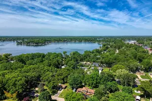 1583 Weymouth St, West Bloomfield, MI 48324 - Photo 45