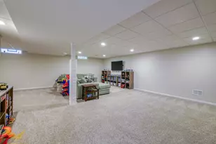 1583 Weymouth St, West Bloomfield, MI 48324 - Photo 27